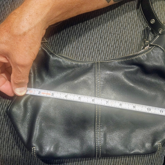 Coach Black Leather Shoulder Bag - Picture 4 of 7